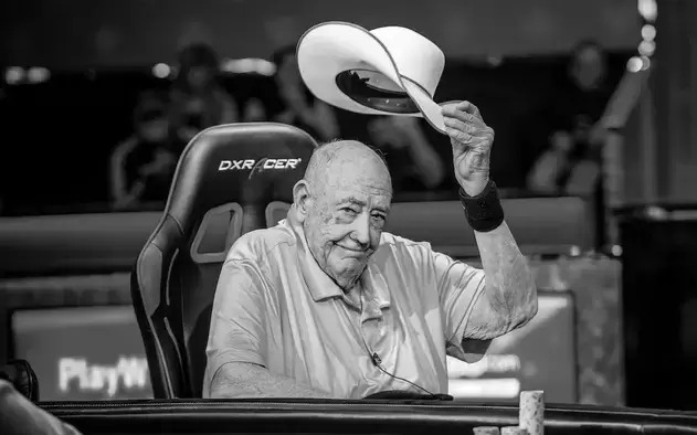 Černý den pro poker, zemřel legendární Doyle Brunson